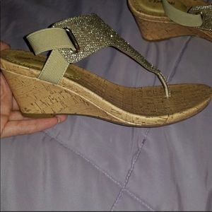 Gold sparkles Wedge Sandals